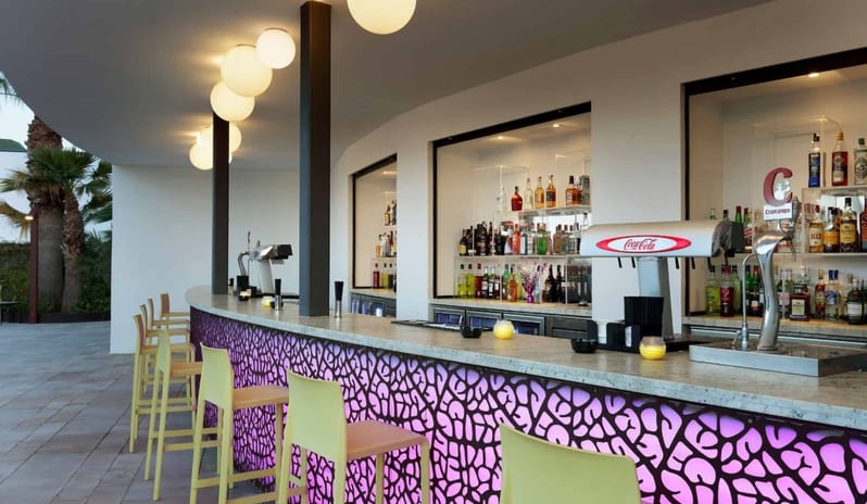 GRAND PALLADIUM - LA GAVINA BAR